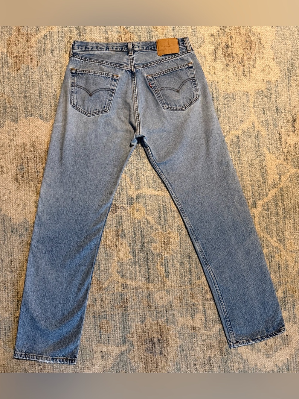 Vintage 90’s Levi’s 501 Original Fit Jeans Made in USA 34 x33, measures 33x32